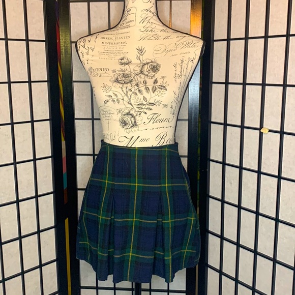 Brandy Melville Dresses & Skirts - Brandy Melville plaid skirt